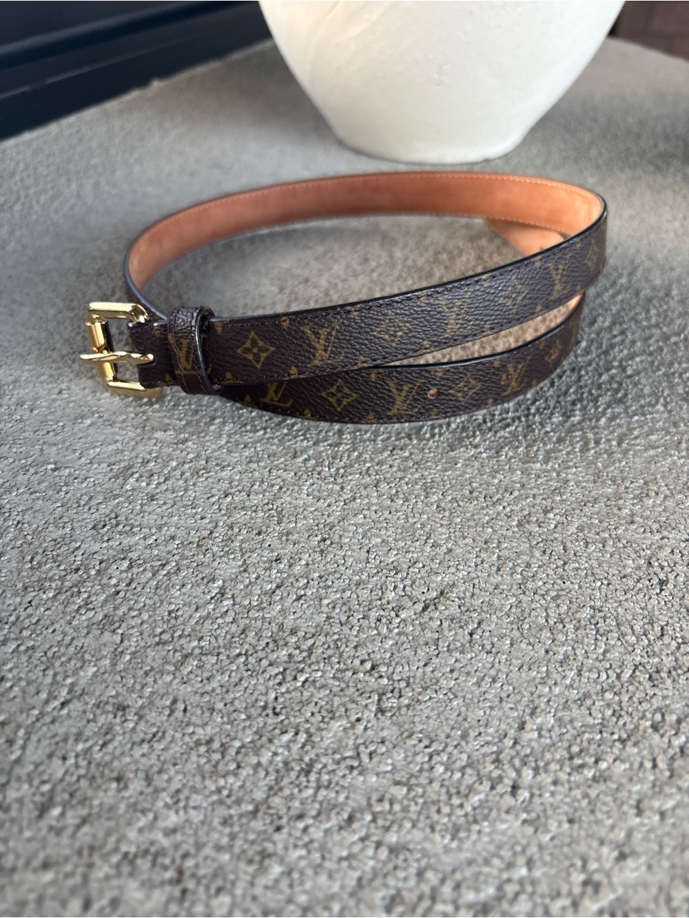 LOUIS VUITTON BELT